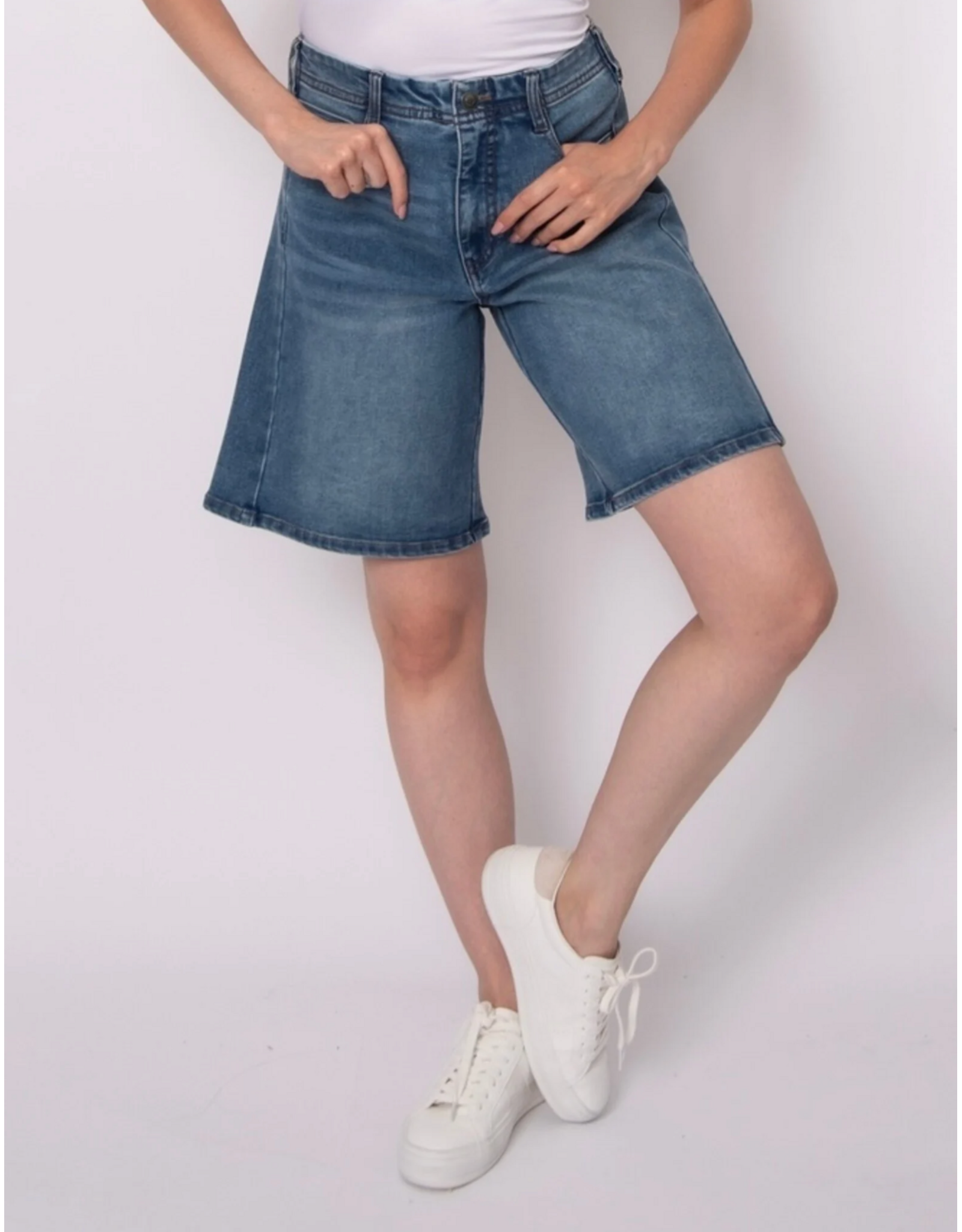 RD Style RD Style - Jen Stretch Twill 5pkt Short (Didi Dark Wash)