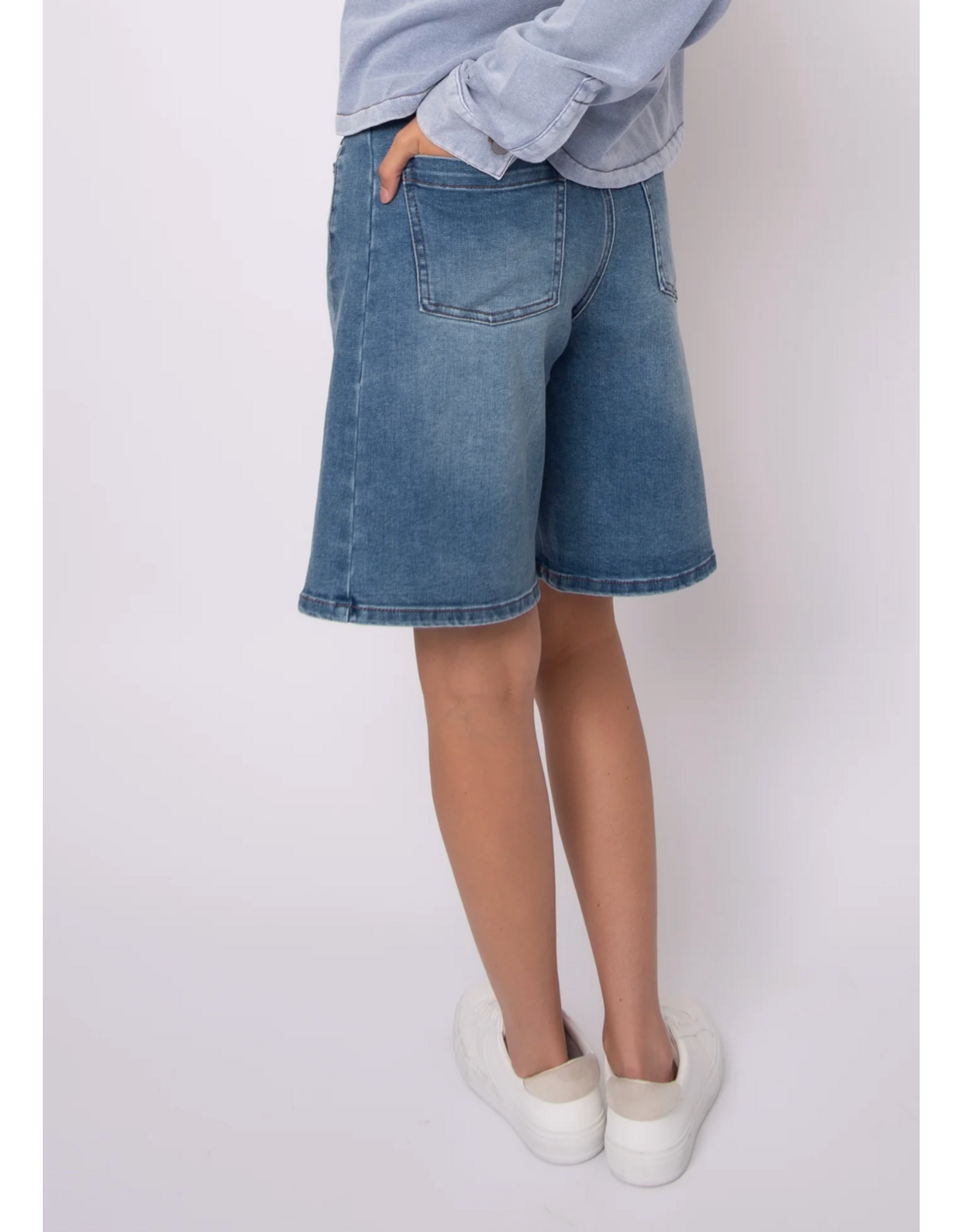 RD Style RD Style - Jen Stretch Twill 5pkt Short (Didi Dark Wash)