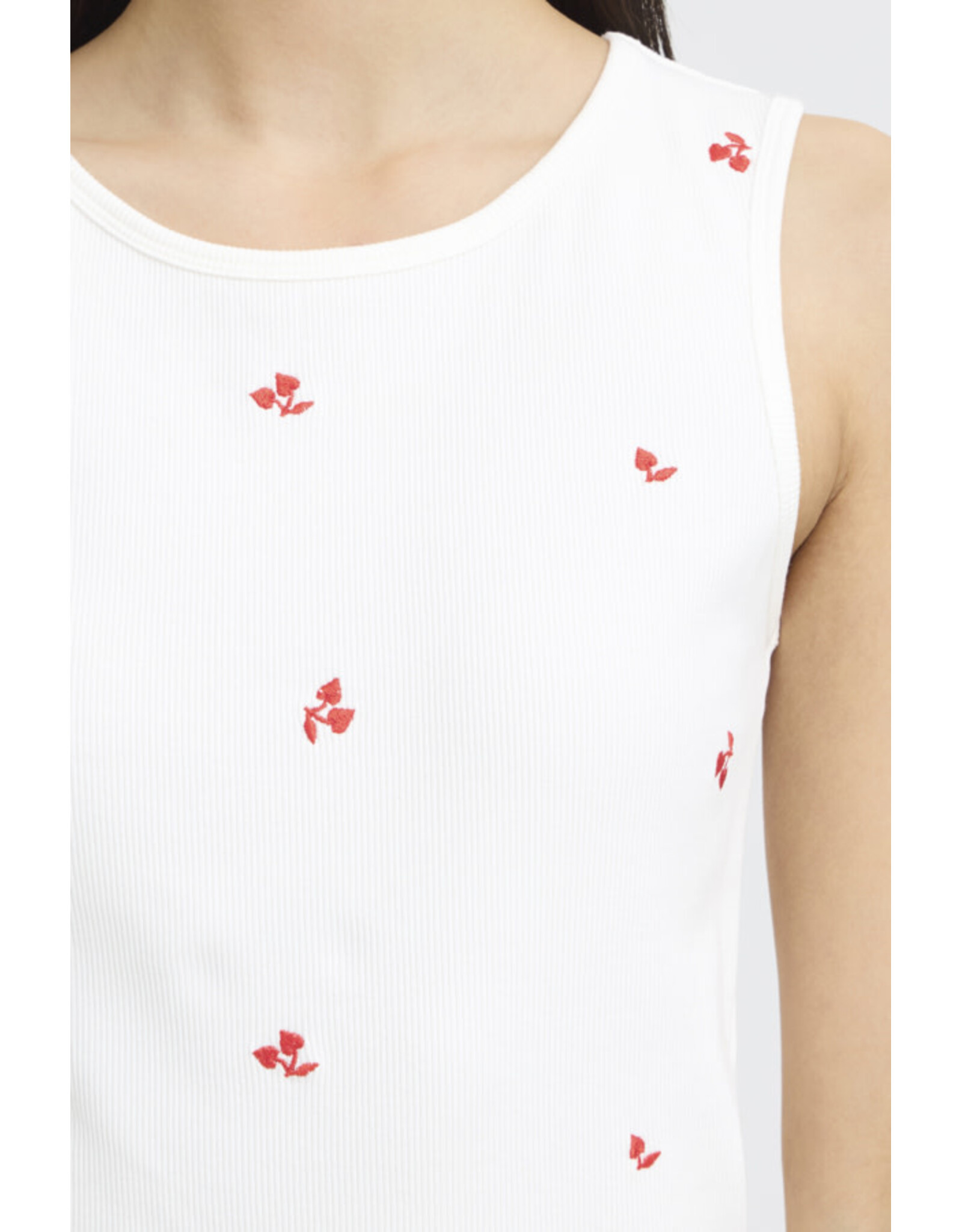 ICHI ICHI - Palma Sleeveless Top (Cloud Dancer / Red)