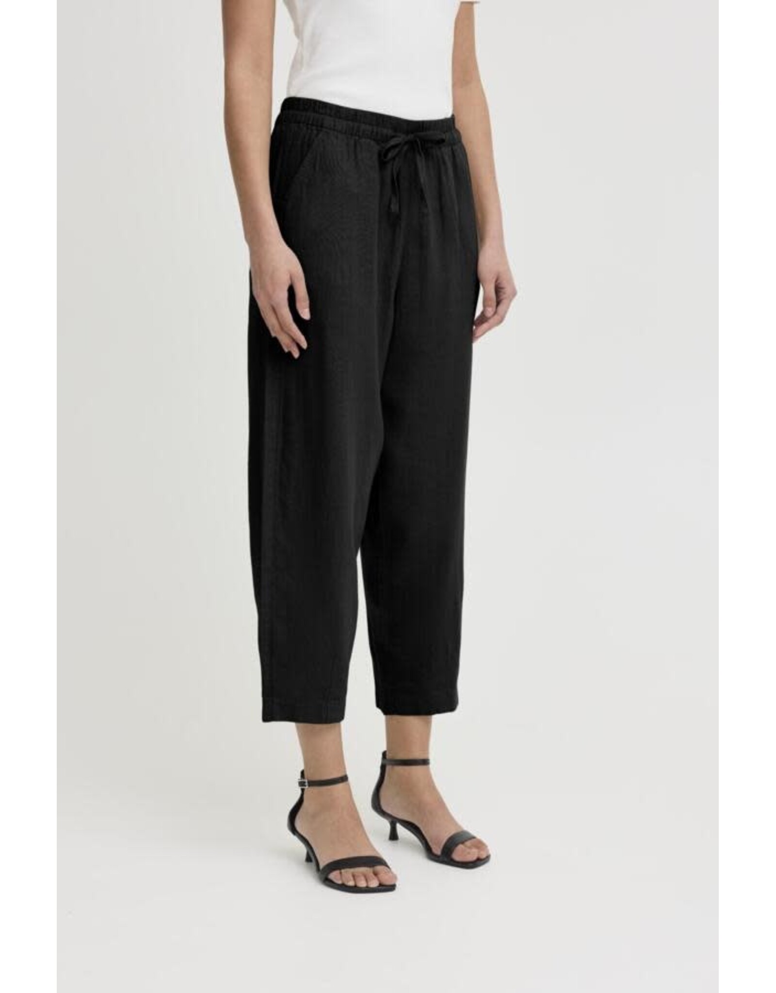 ICHI ICHI - Linno Barrel Pant (Black)