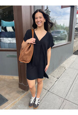 ee:some V Neck Dress with Pockets (Black)