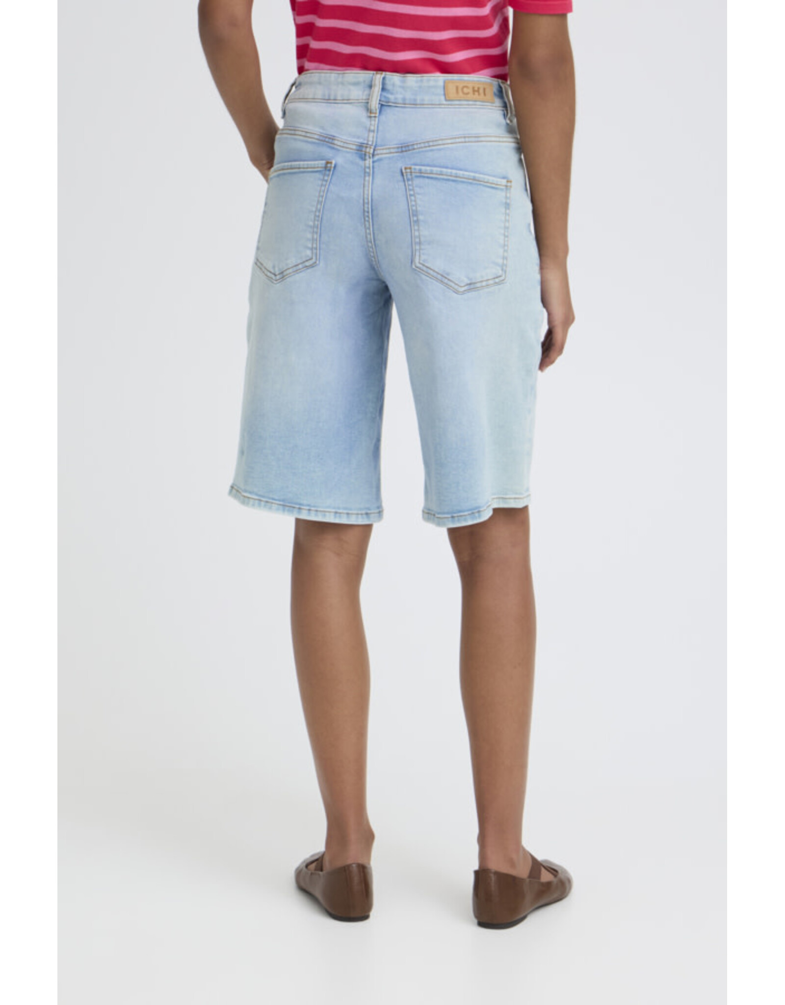 ICHI ICHI - Twiggy Bermuda Short (Light Blue)