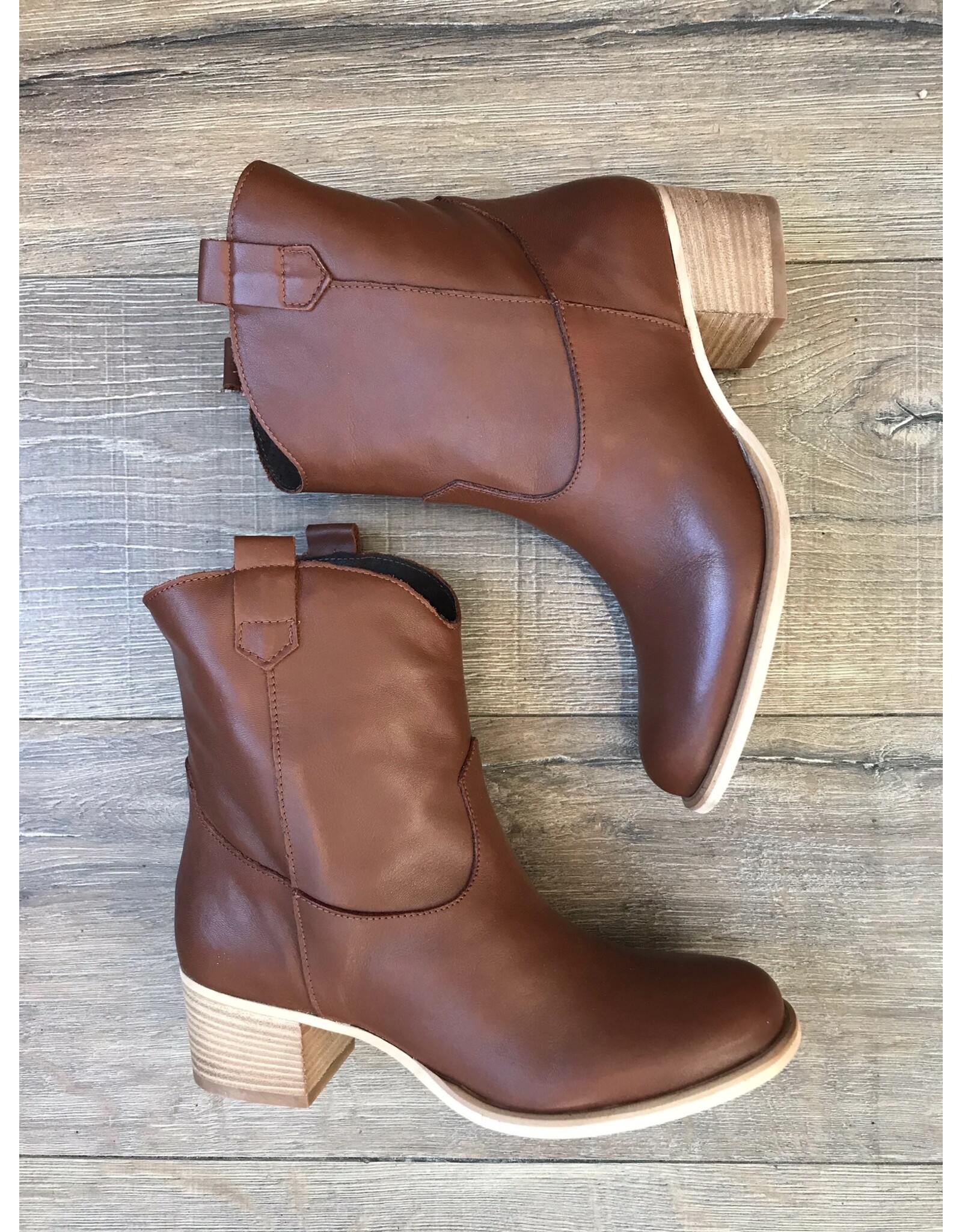 David Tyler David Tyler - Egizia 4 - brown