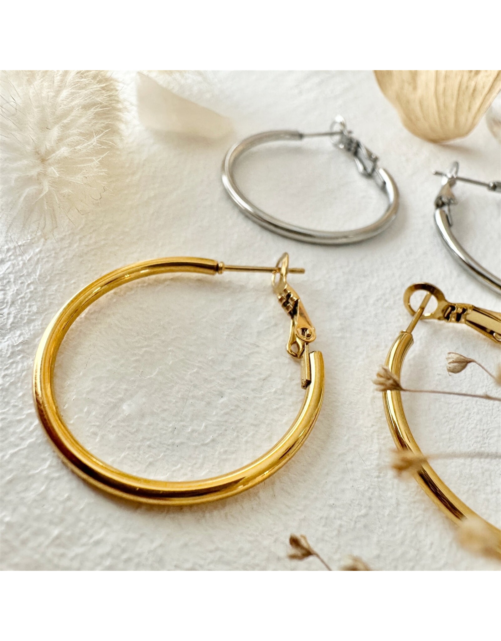 Pika & Bear Pika & Bear - Dave Classic Hoop Earrings