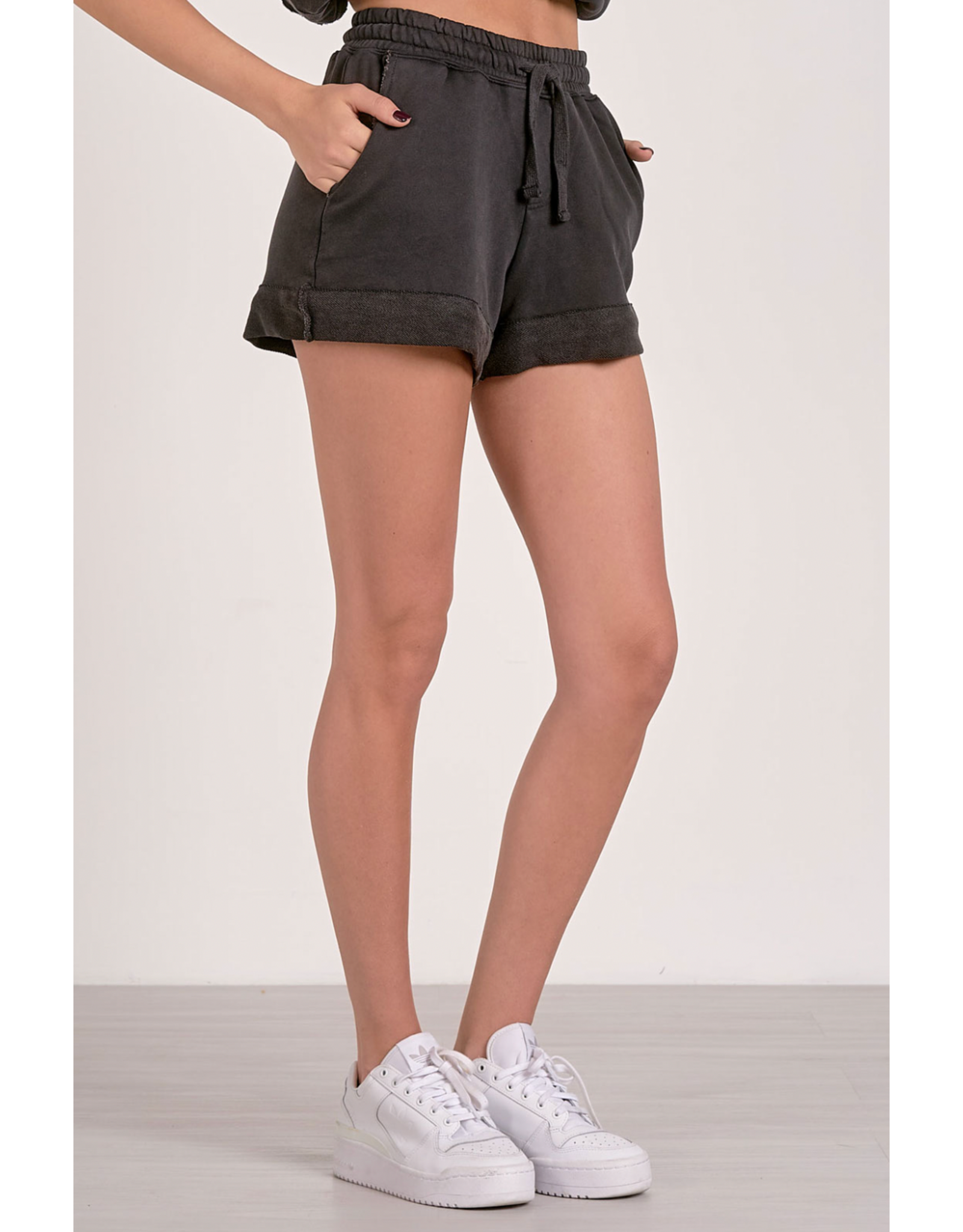 Elan Elan -Addison  Cuffed Shorts (Black)