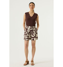 Garcia Garcia - Floral Print Shorts (Brown / White)