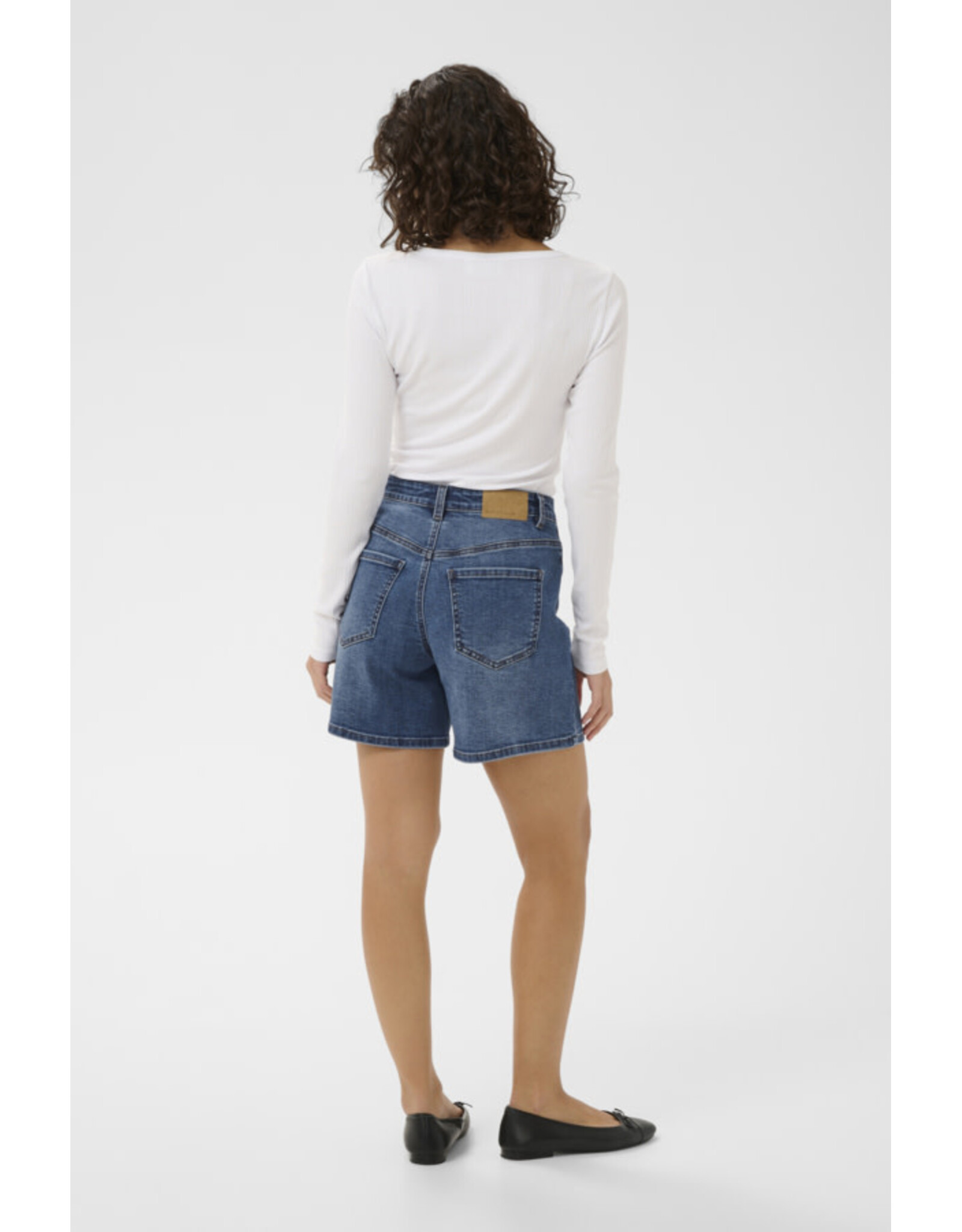 Kaffe Kaffe - Brook High Rise Patch Pocket Shorts (Medium Blue)