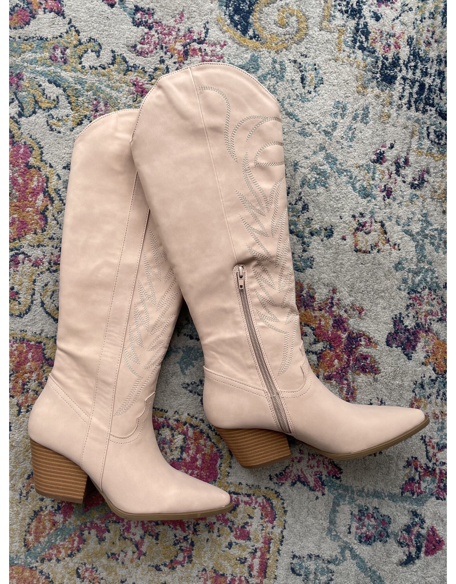 Qupid Vaca 35 western boot (nude nubuck)