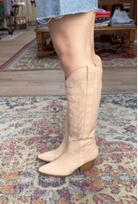Qupid Vaca 35 western boot (nude nubuck)