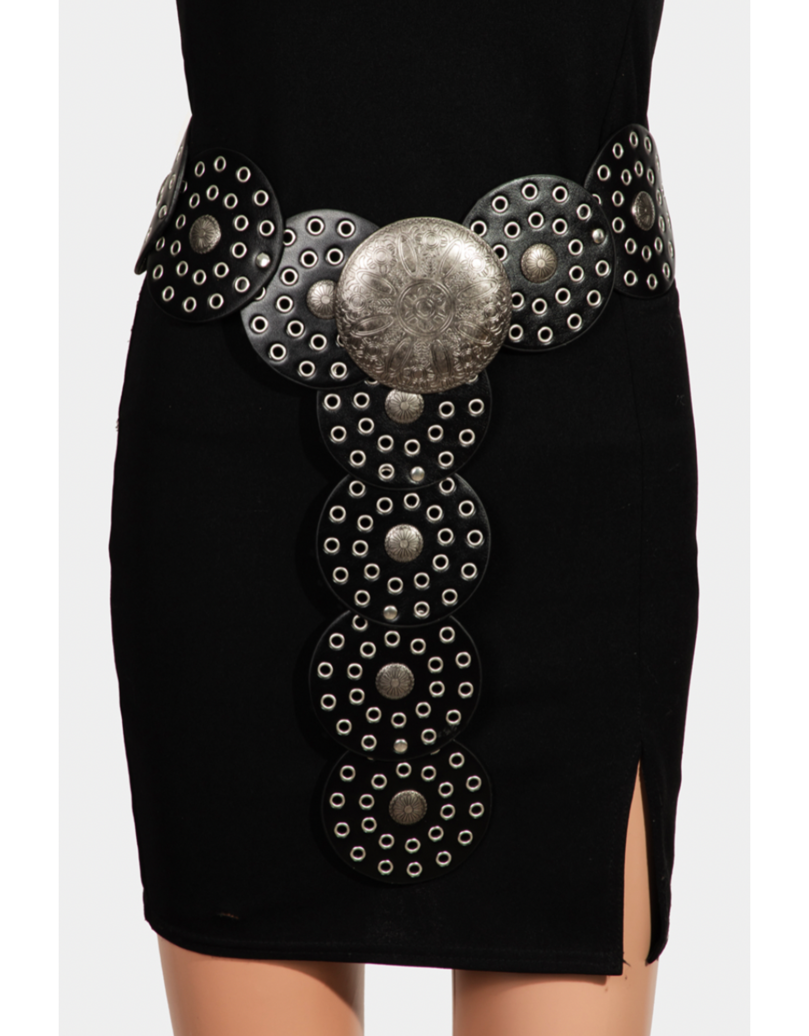 Fame Accessories Faux Leather Western Bohemian Disc Belt (Black / Silver)