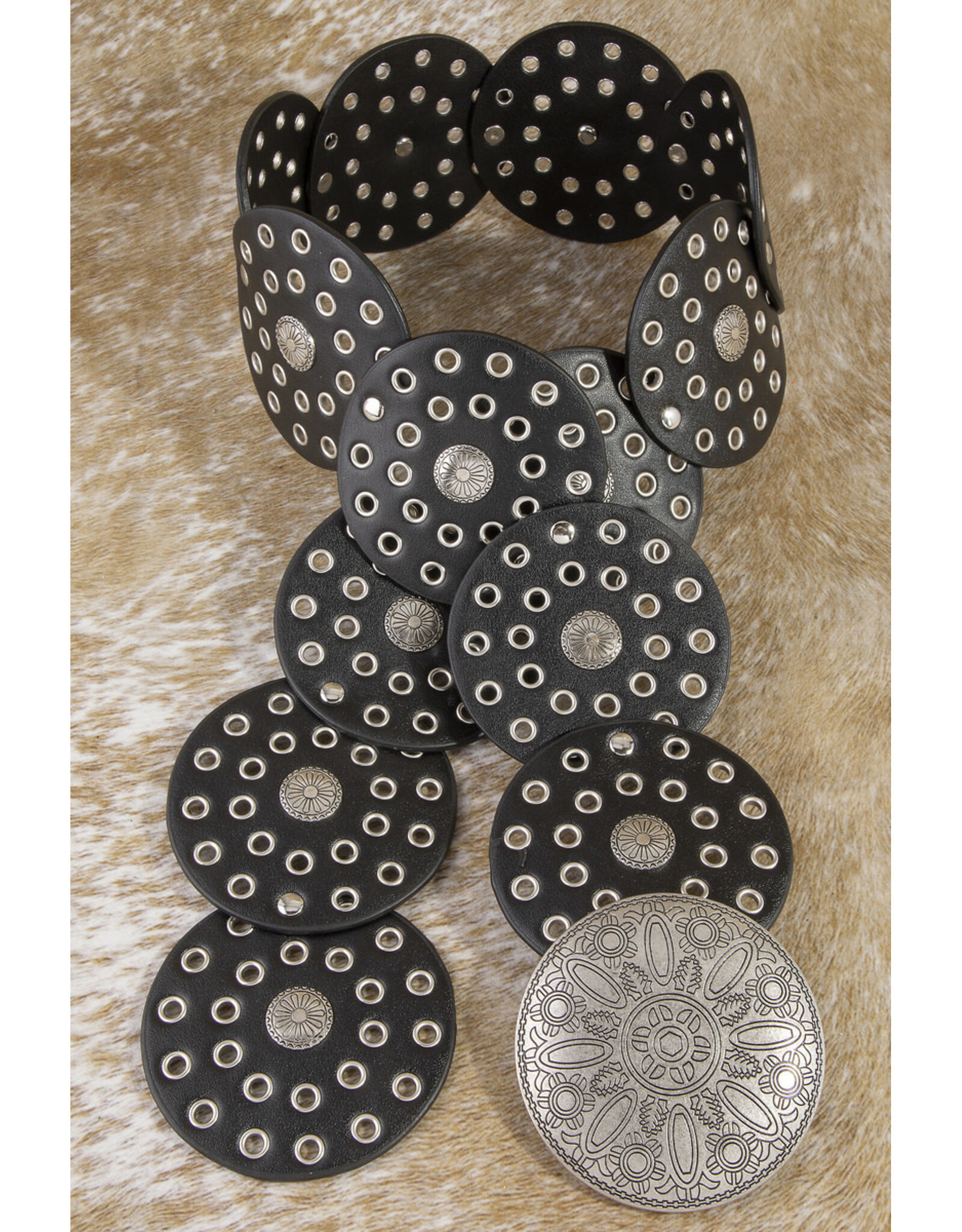 Fame Accessories Faux Leather Western Bohemian Disc Belt (Black / Silver)