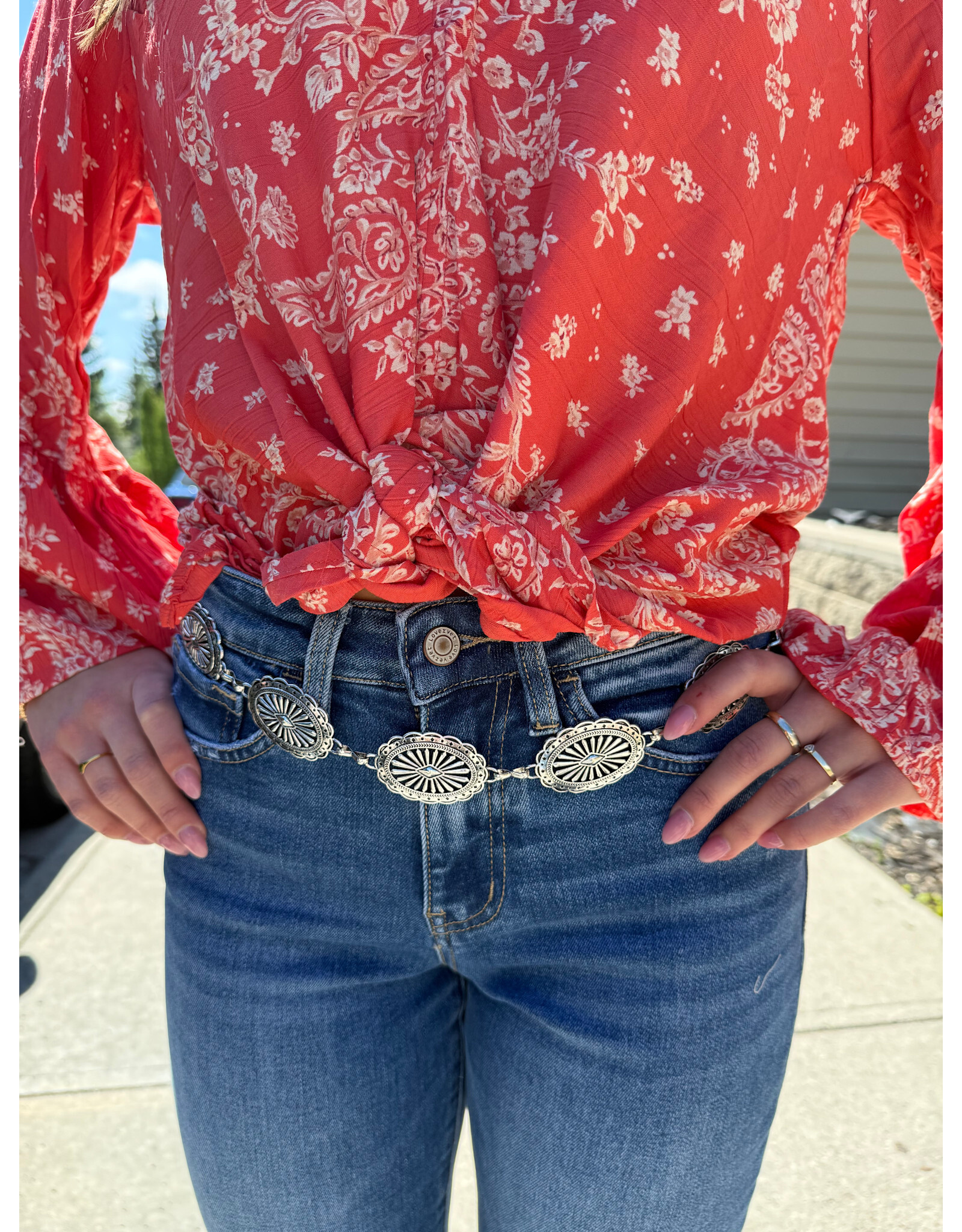 Fame Accessories Oval Concho Disc Chain Link Belt (Silver)