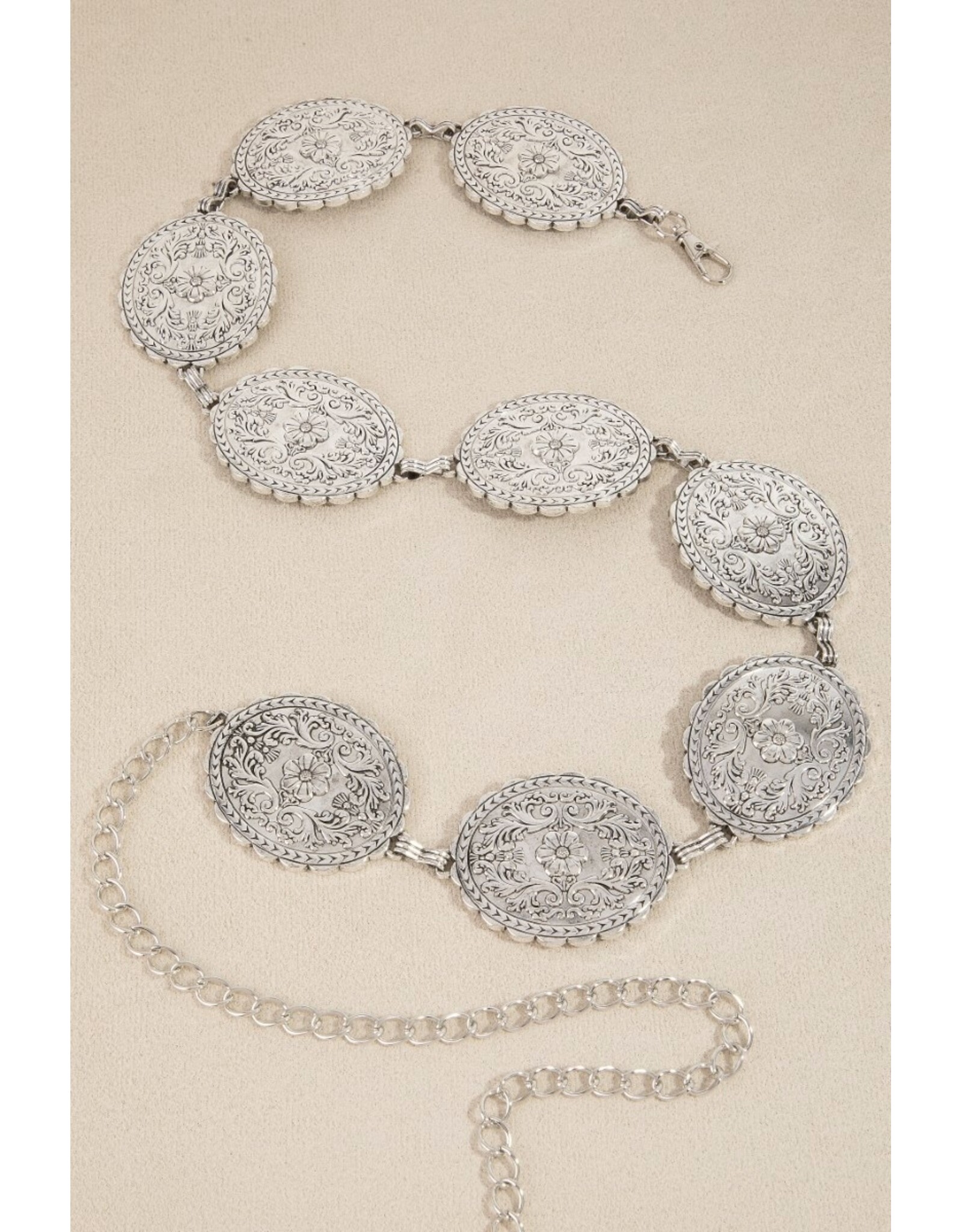 Fame Accessories Floral Concho Western Chain Belt (Silver)