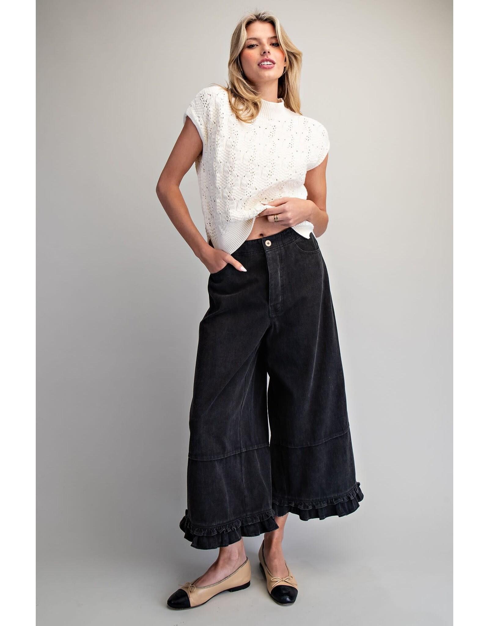 ee:some Ruffle Trim Pants (Black)