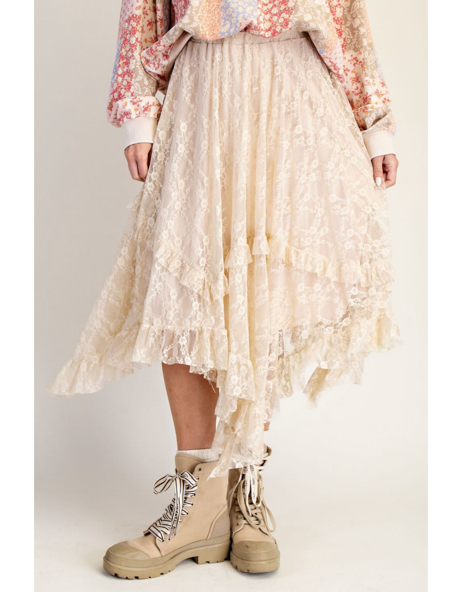 Easel Lace Sharkbite Skirt (Natural)