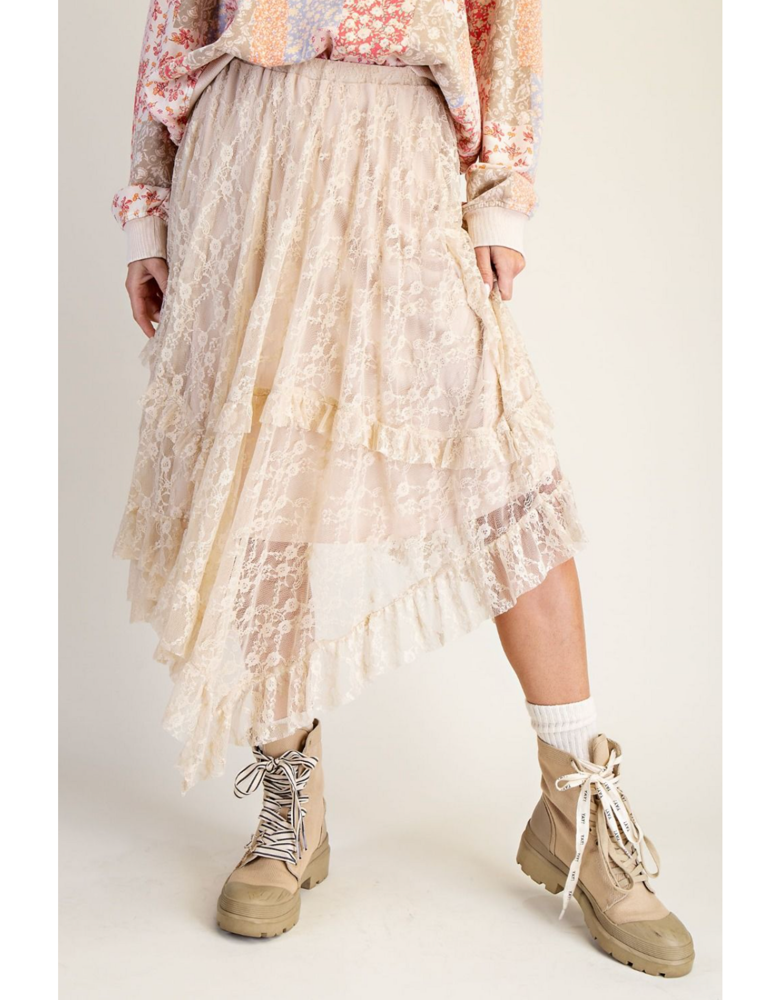 Easel Lace Sharkbite Skirt (Natural)