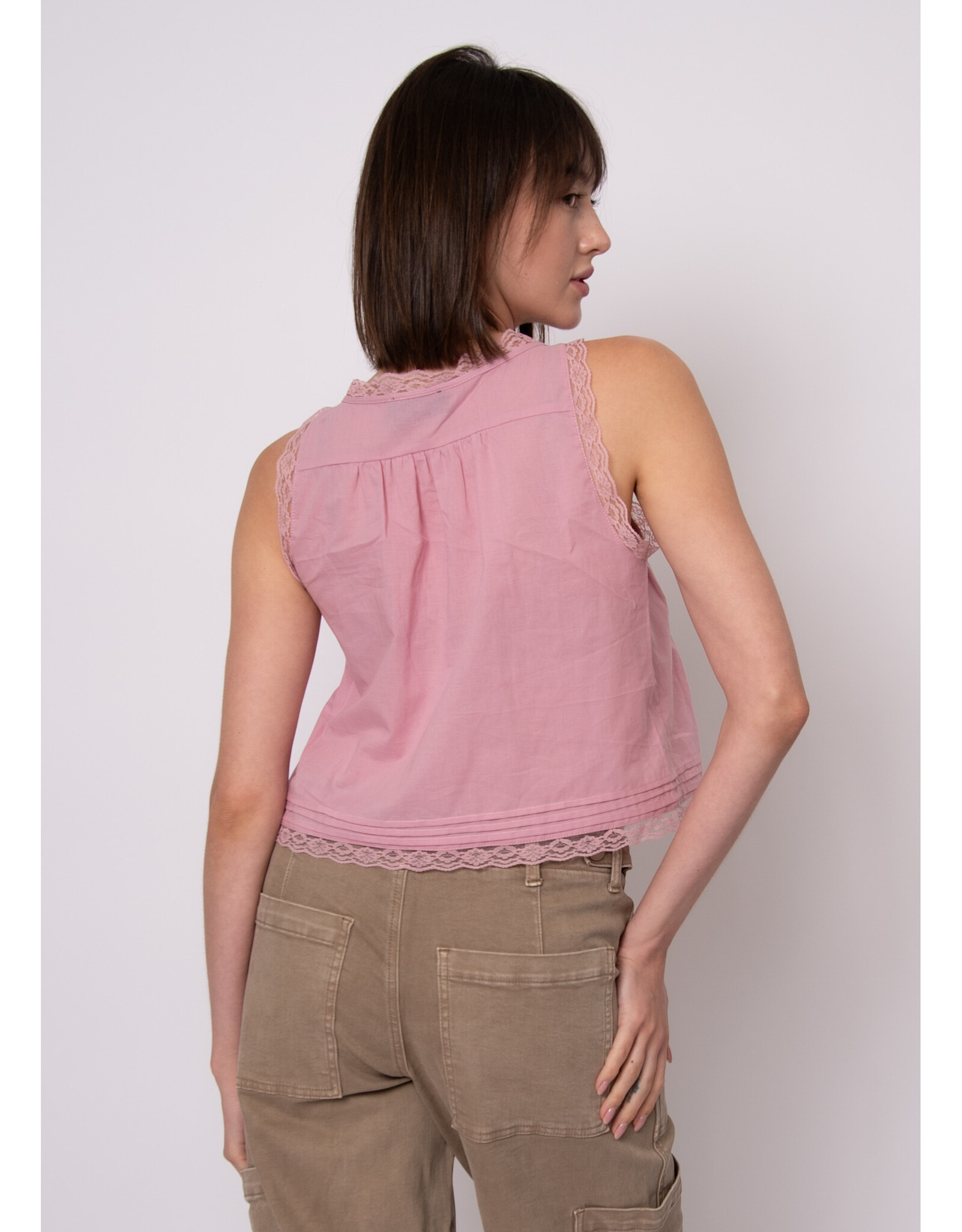 RD Style RD Style - Alia Sleeveless Button Up Top (Petal Pink)