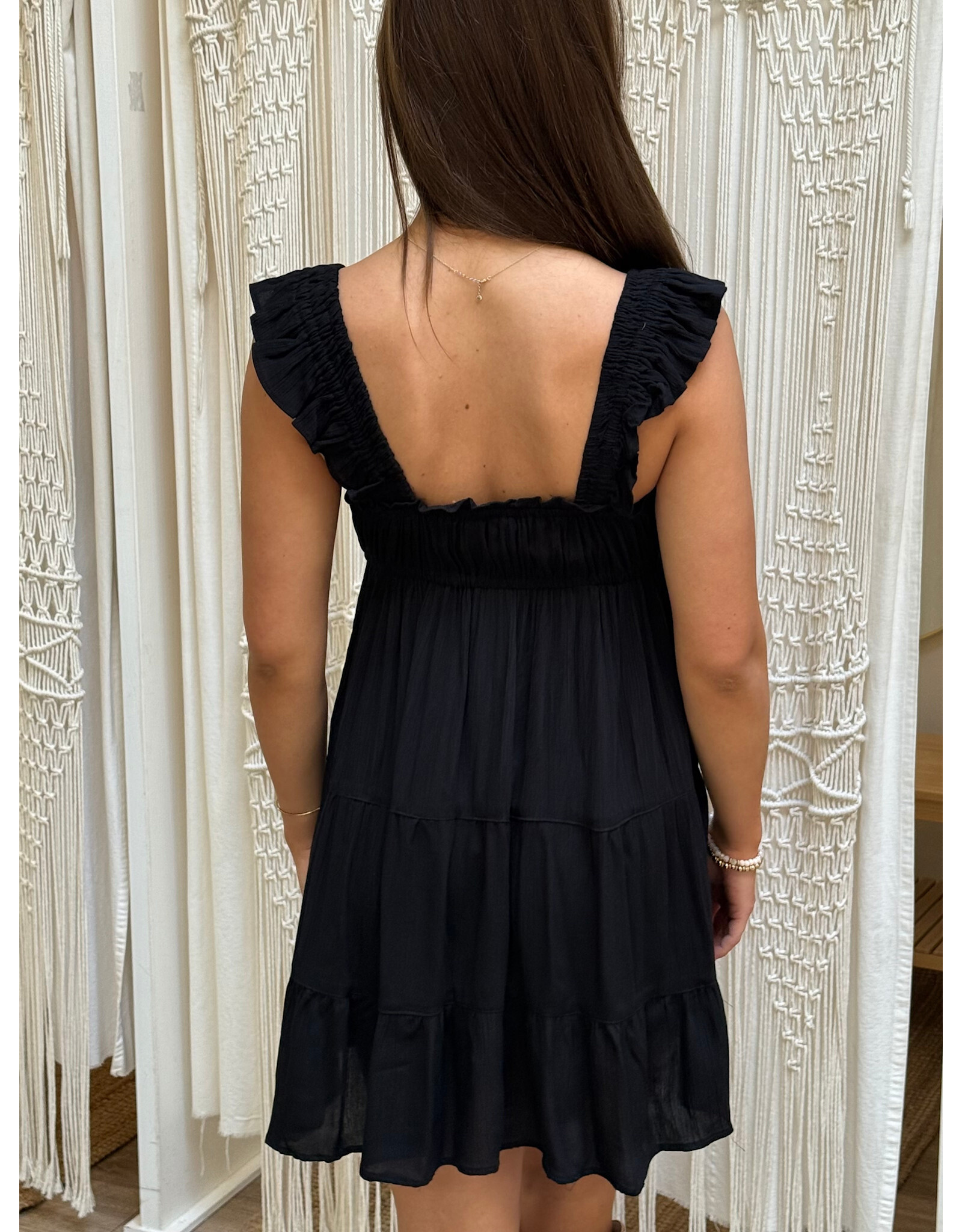 Ruffle Cap Sleeve Tiered Short Dress (Black)