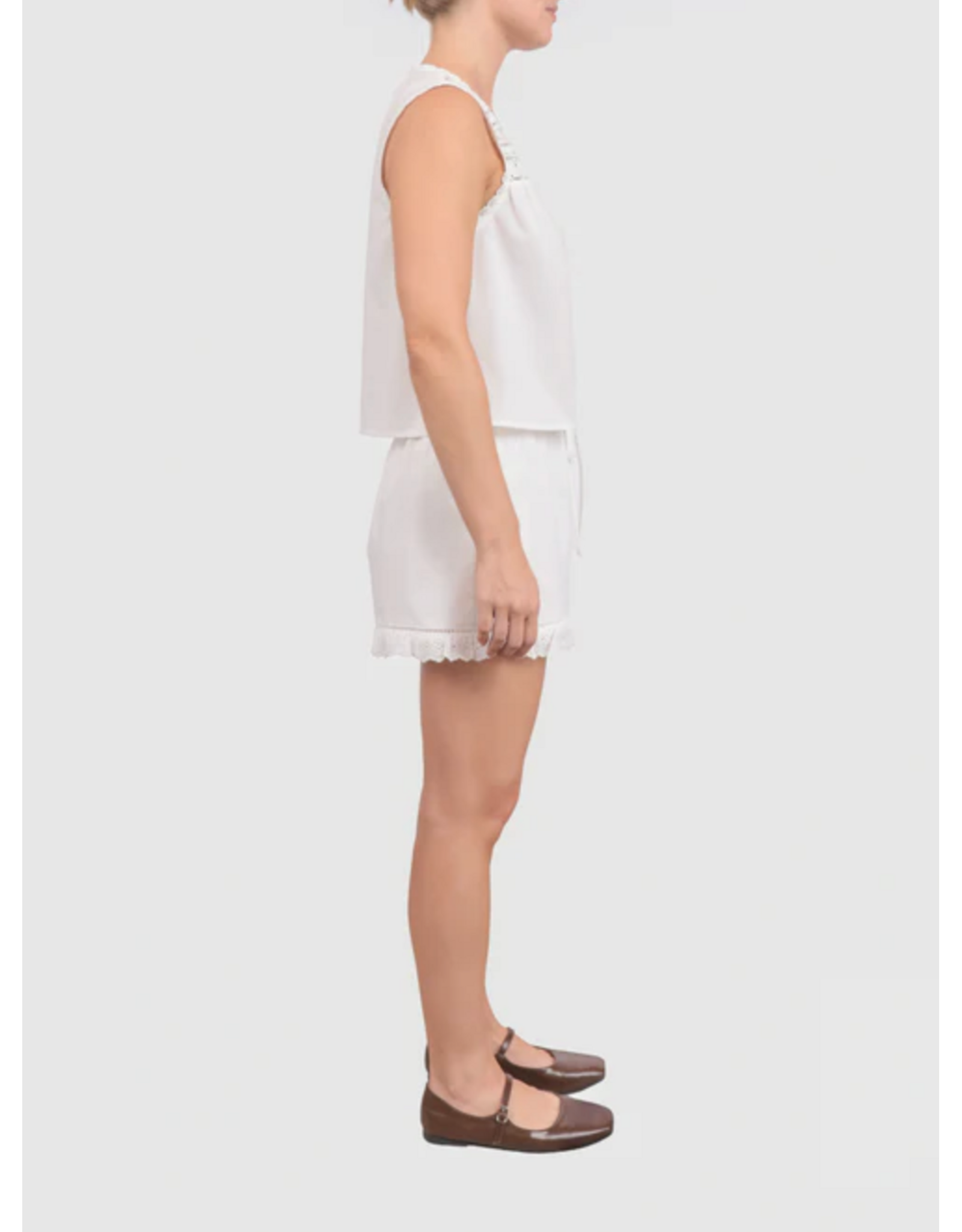 Sadie & Sage Sadie & Sage - Low Tide Eyelet Trim Shorts (White)