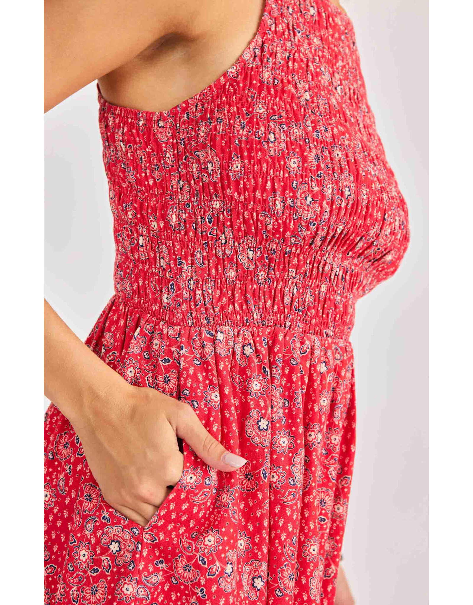 Sadie & Sage Sadie & Sage - Firecracker Shirred Mini Dress (Red)
