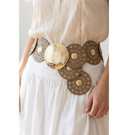 Fame Accessories Faux Leather Grommet Disc Chain Belt (Bronze)