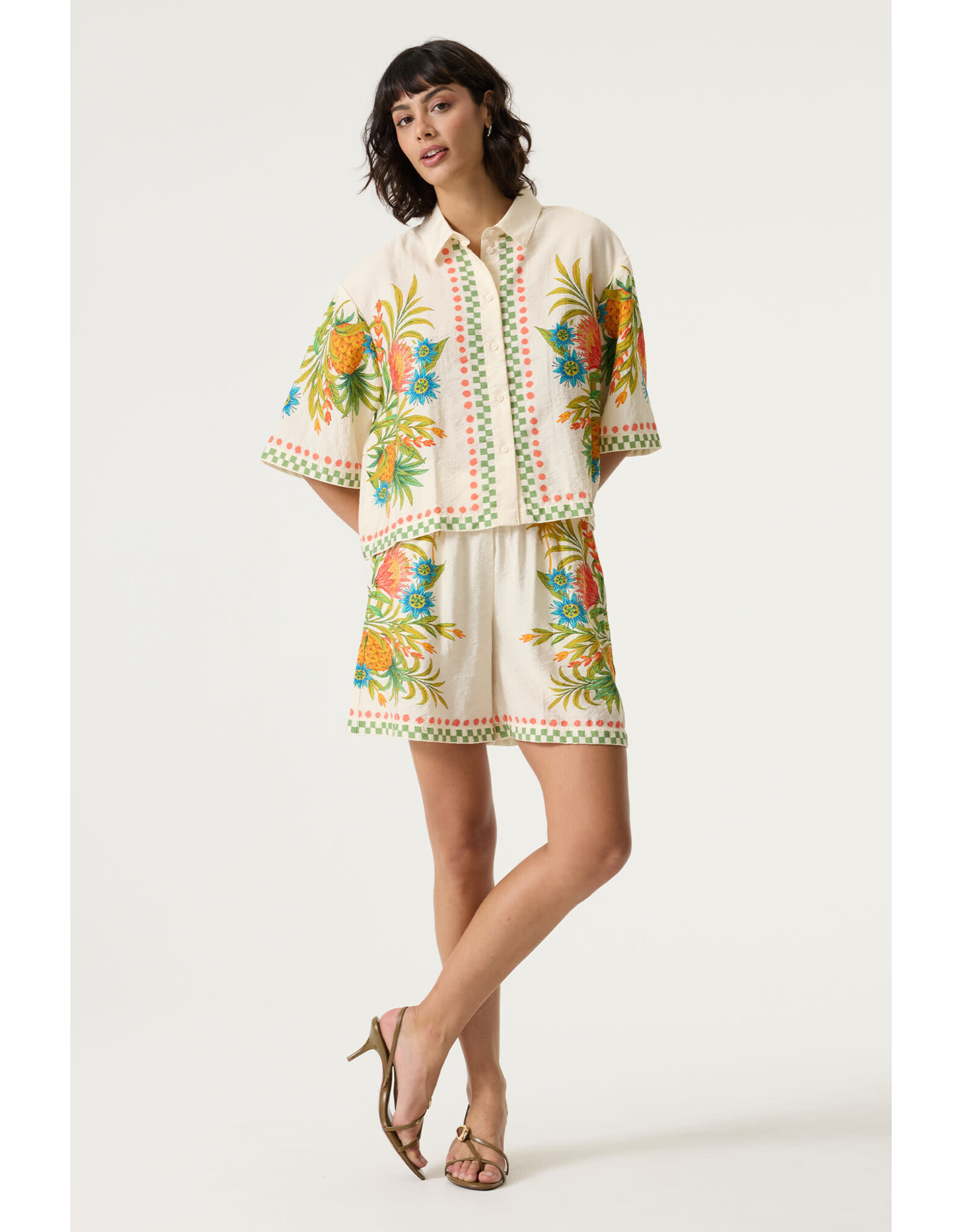 Garcia Garcia - Tropical Print Shorts