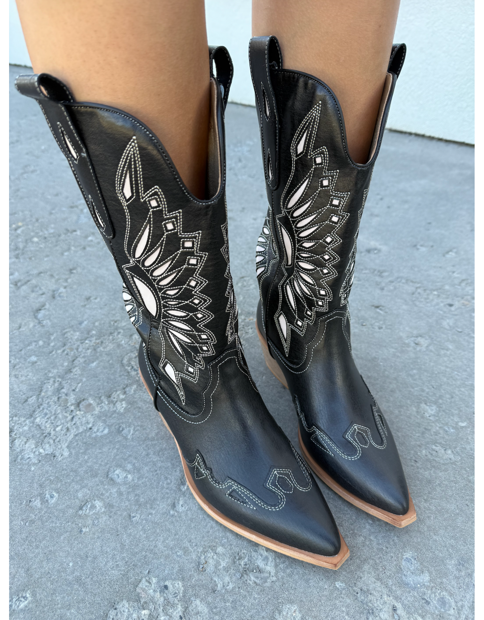 Mi.iM Britney Western Boot (Black)