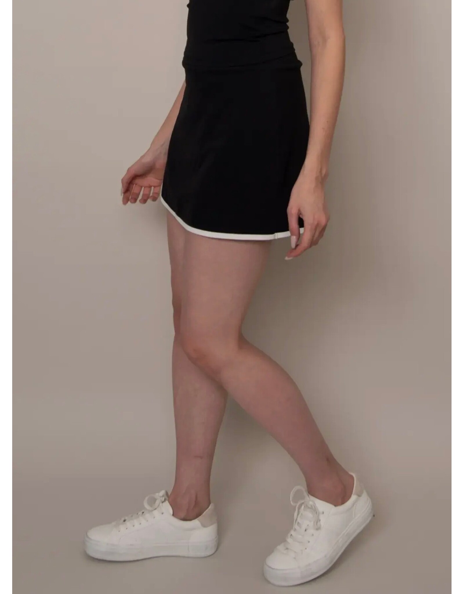 RD Style RD Style - Tessa Second Skin Sport Skort (Black / White)