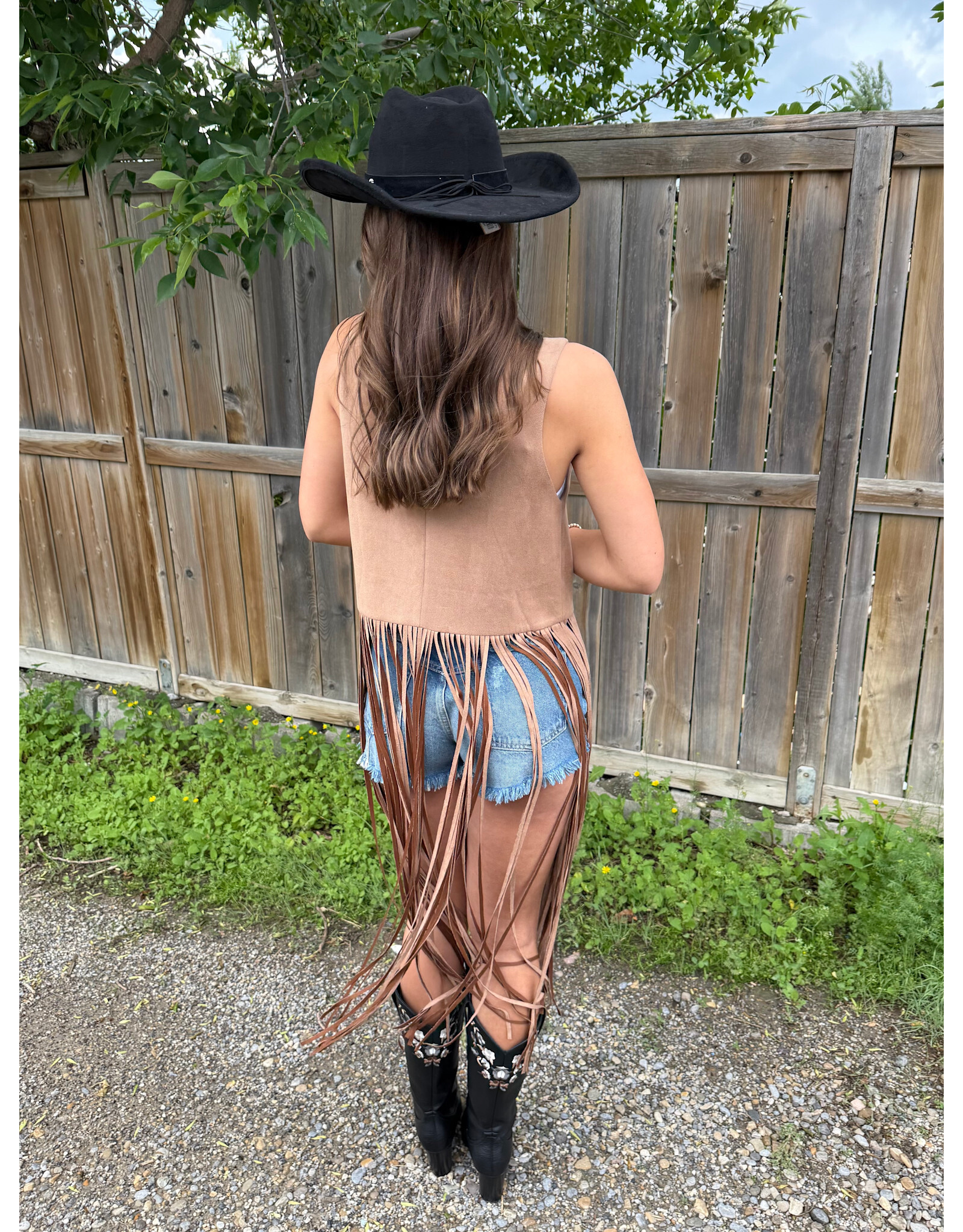 Saints & Hearts Saints & Hearts - Long fringe vest (Camel)
