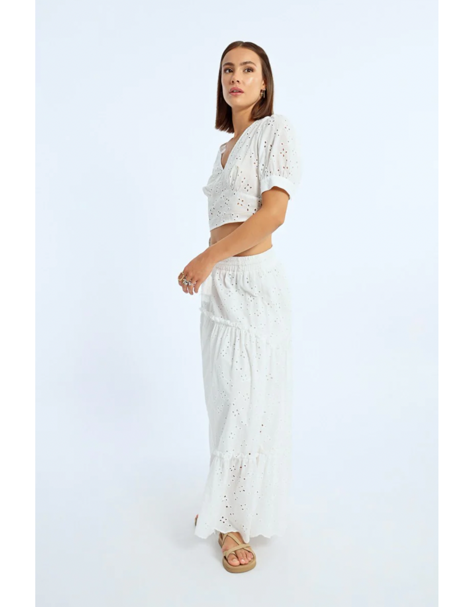 Molly Bracken Molly Bracken - Tiered Eyelet Prairie Skirt (White)