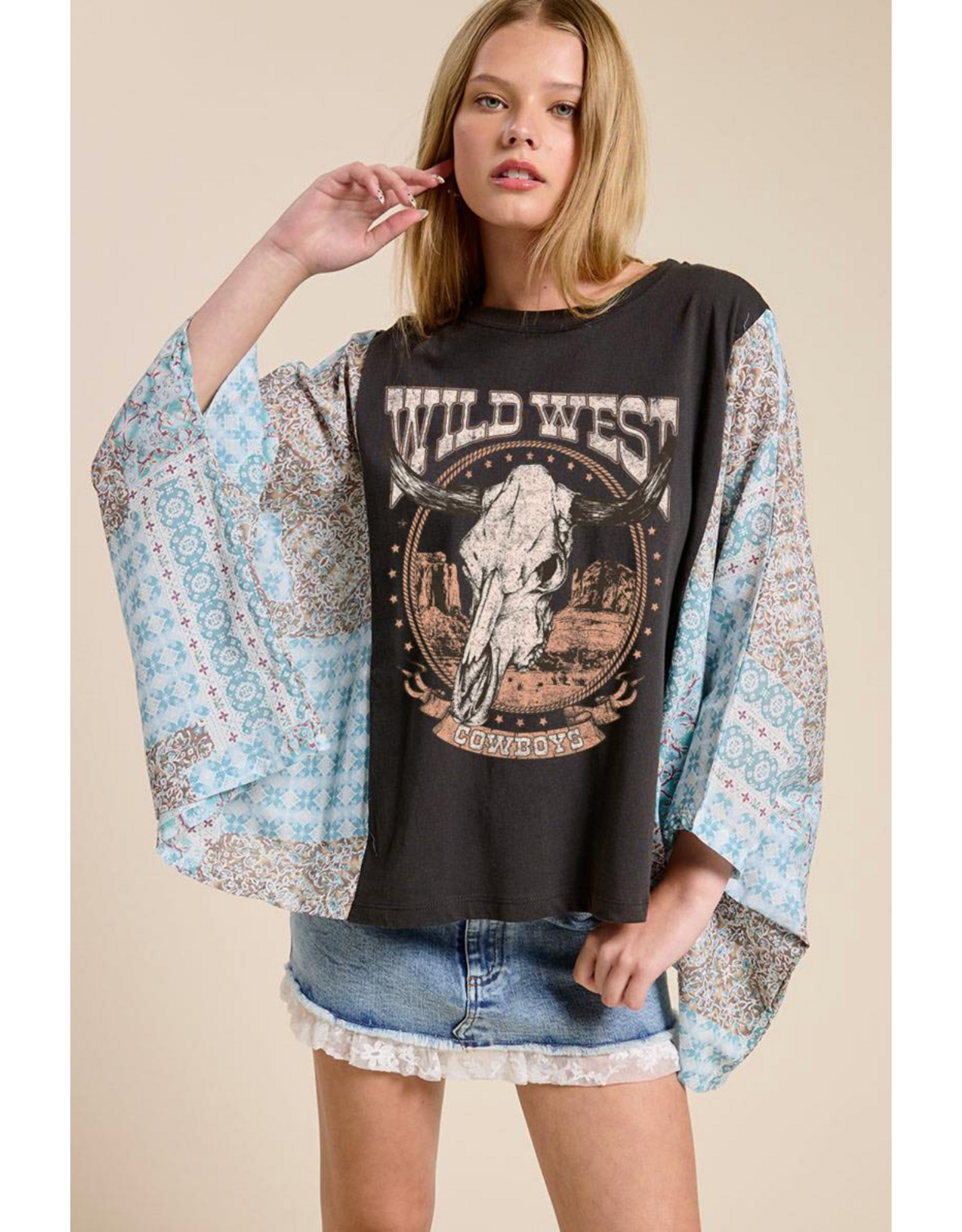 Zutter Wild West Vintage Longhorn Graphic Boho Kaftan Top (Black)