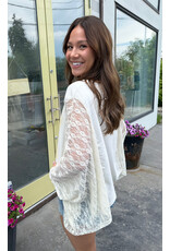 Zutter Free bird vintage graphic relaxed kaftan top w/lace sleeves (Bone)