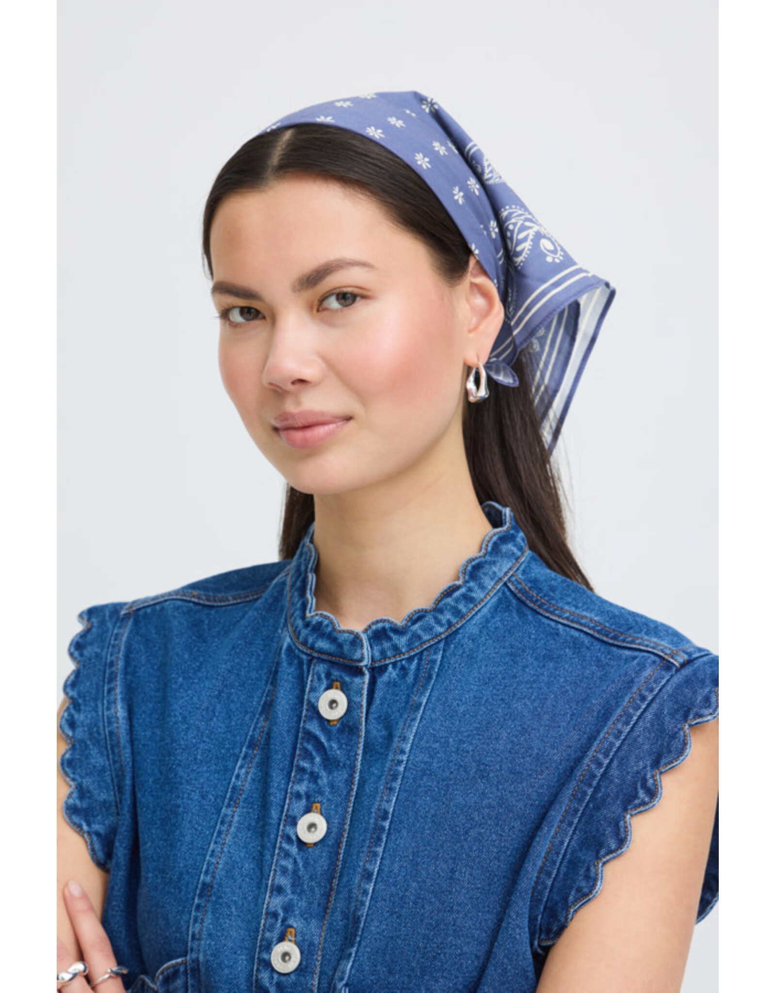 ICHI ICHI - Louise Scarf (Faded Denim)