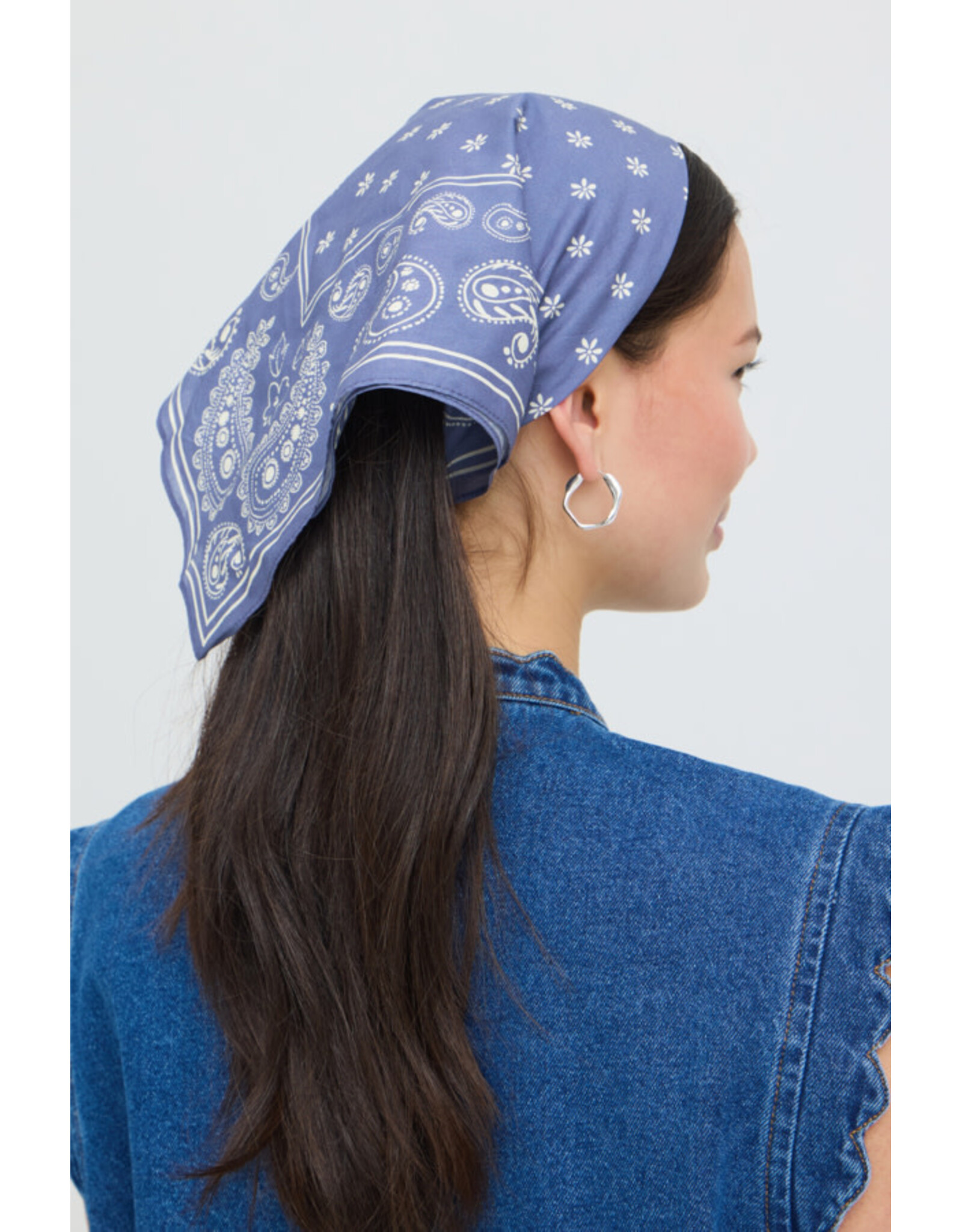 ICHI ICHI - Louise Scarf (Faded Denim)