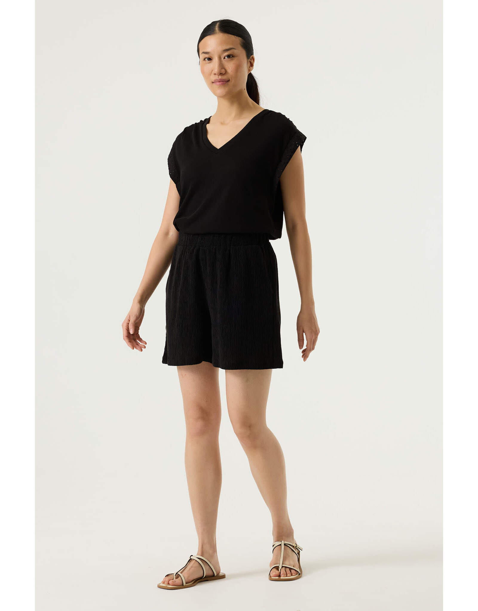 Garcia Garcia - V Neck  Tee With Eyelet Trim (Black)
