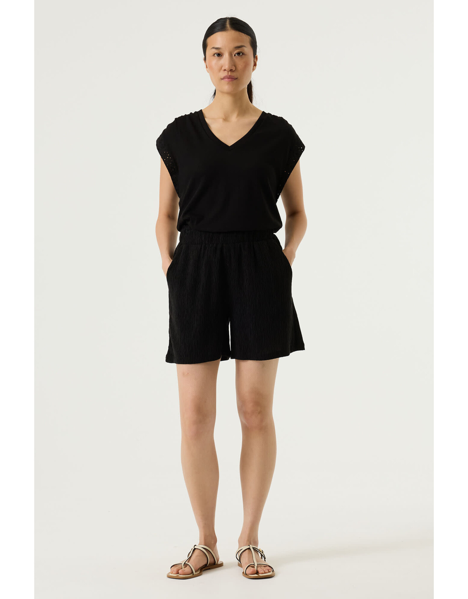 Garcia Garcia - V Neck  Tee With Eyelet Trim (Black)