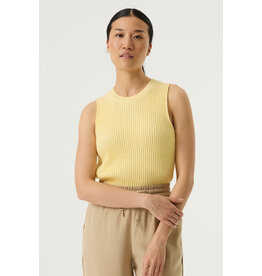 Garcia Garcia - Sleeveless Ribbed Knit Sweater (Yellow)