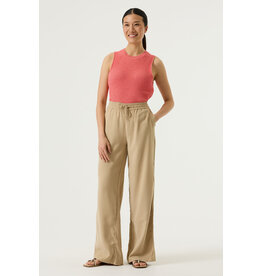 Garcia Garcia - Sleeveless Ribbed Knit Sweater (Coral)
