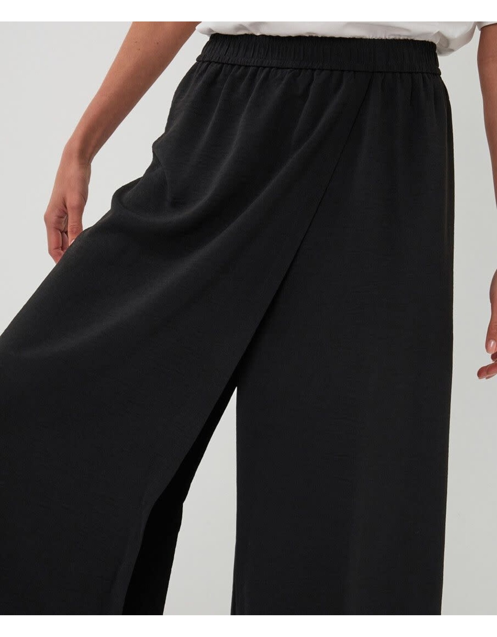EsQualo EsQualo - Crinkle Trousers with Overlap Detail