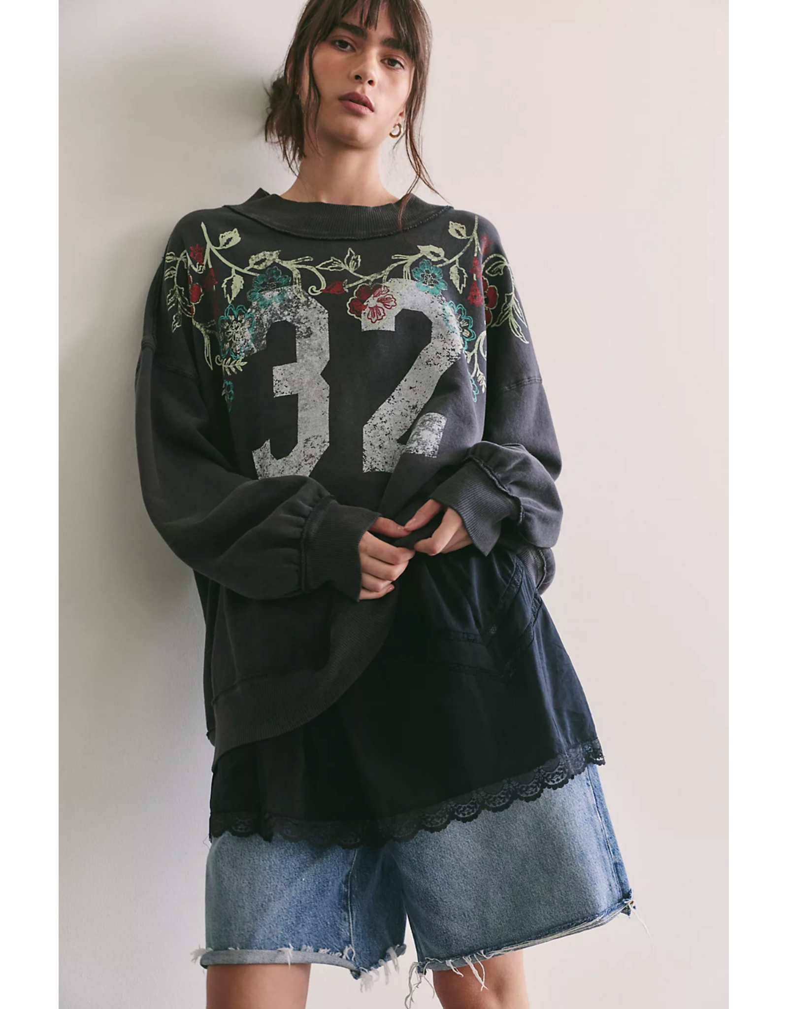 Free people Free People -   We The Free Palm Spring Turtleneck Graphic Pullover (Washed Black Combo)
