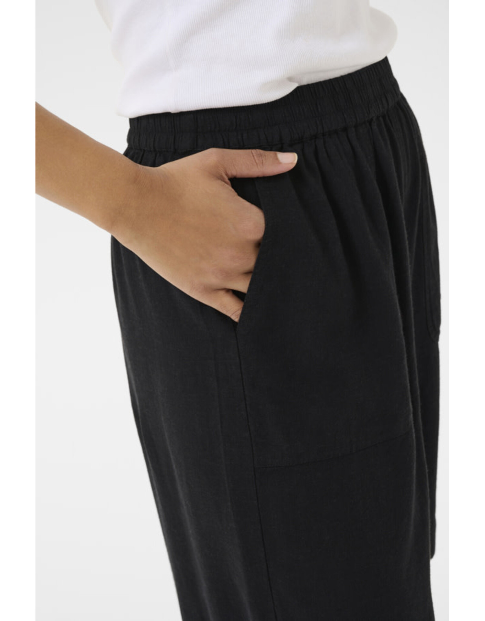 Kaffe Kaffe - Milia Shorts (Black Deep)