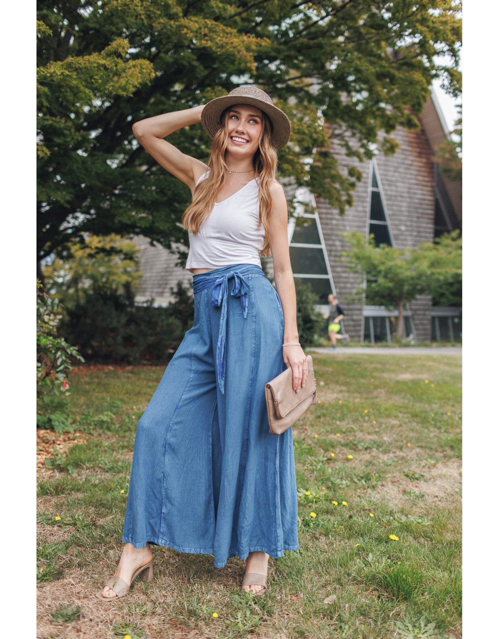 Papillon Papillon - Wide Leg Belted Denim Pants