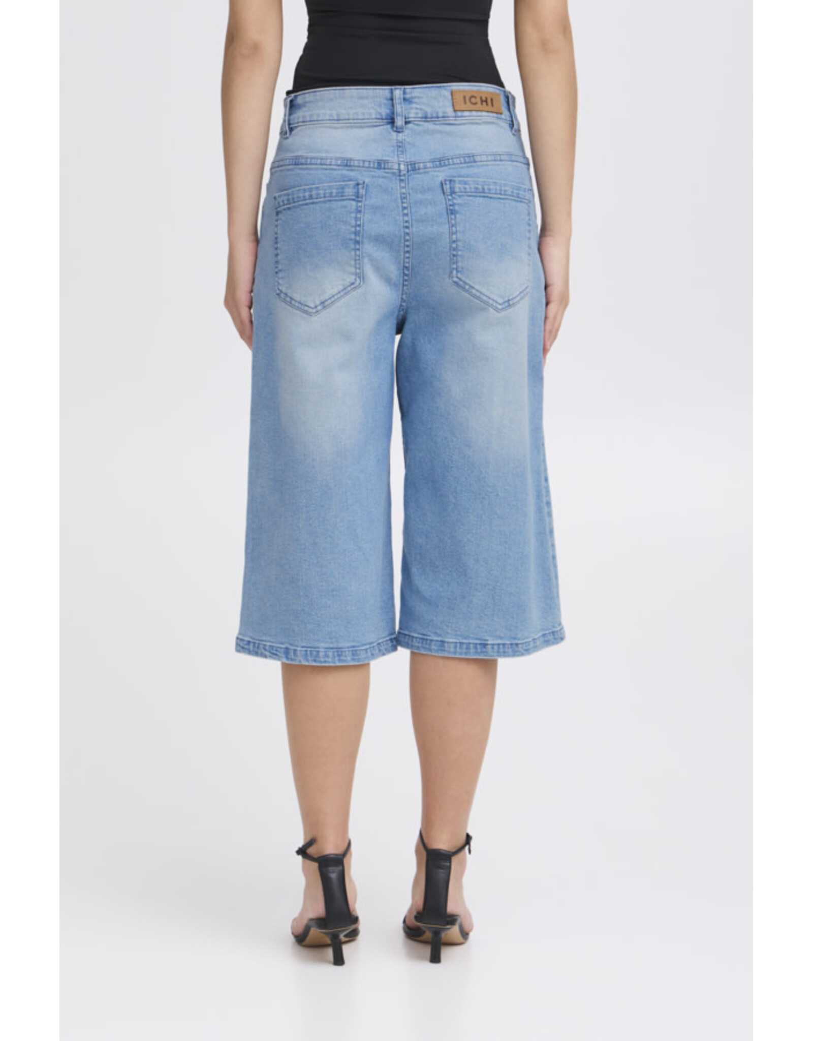 ICHI ICHI - Cally Denim Shorts (Light Blue Wash)