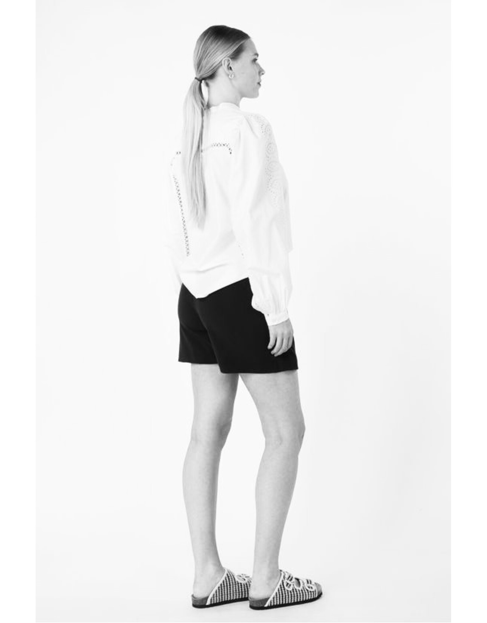 b.young b.young - Danta Skort (Black)