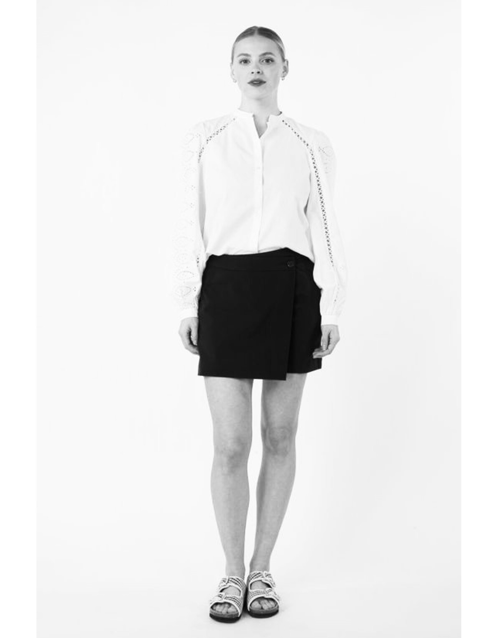 b.young b.young - Danta Skort (Black)