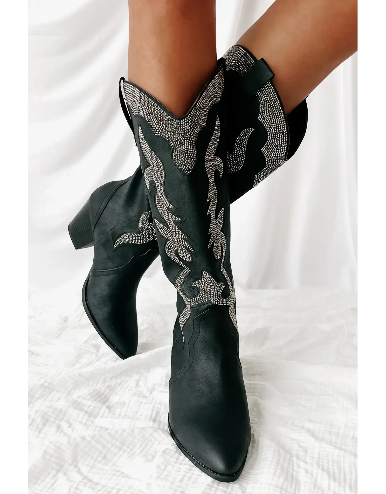 Qupid Zane 85  rhinestone western boot (Black Distressed)