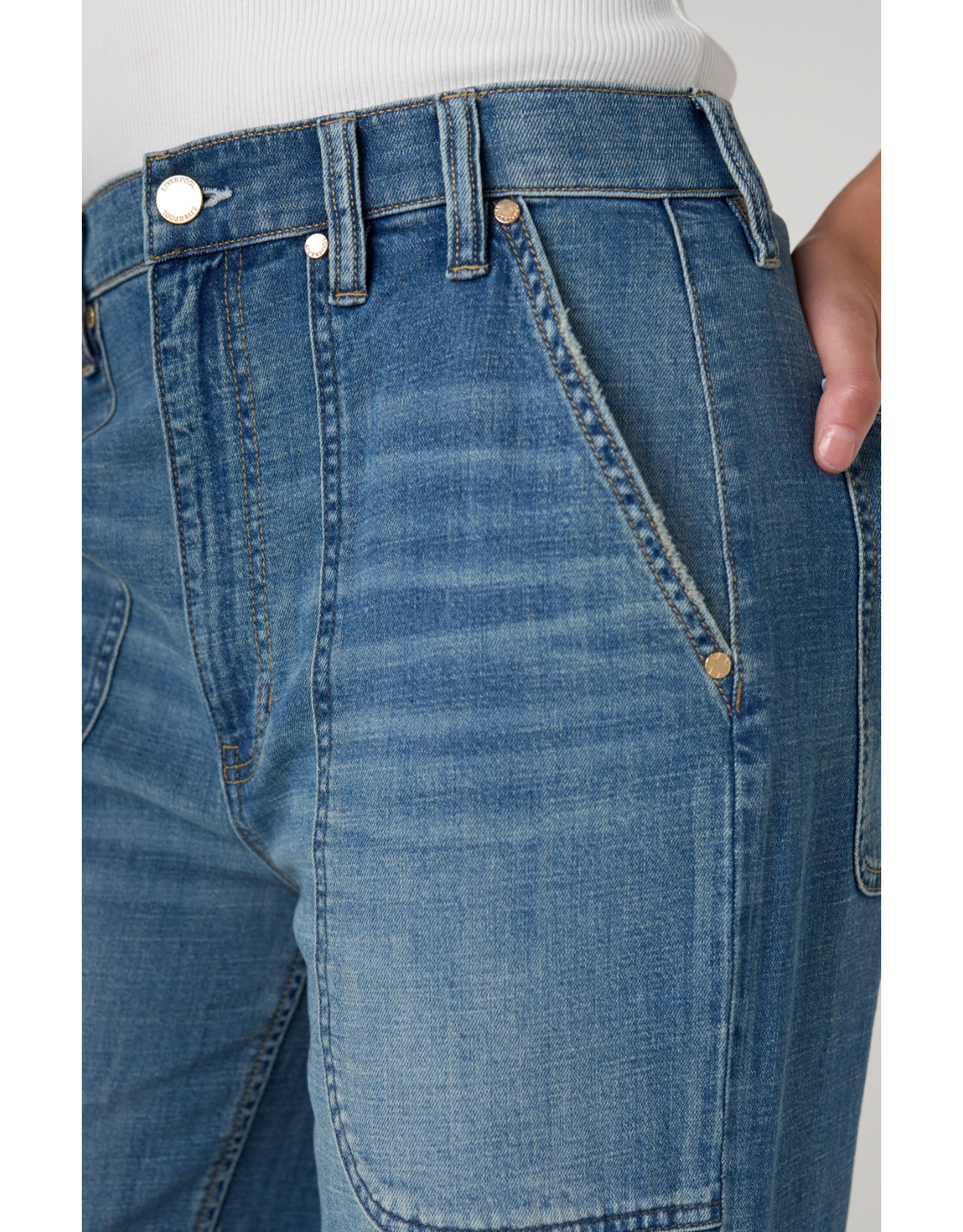 Liverpool Liverpool - High Rise Relaxed Straight with Utility Pockets (Dusk Breeze)