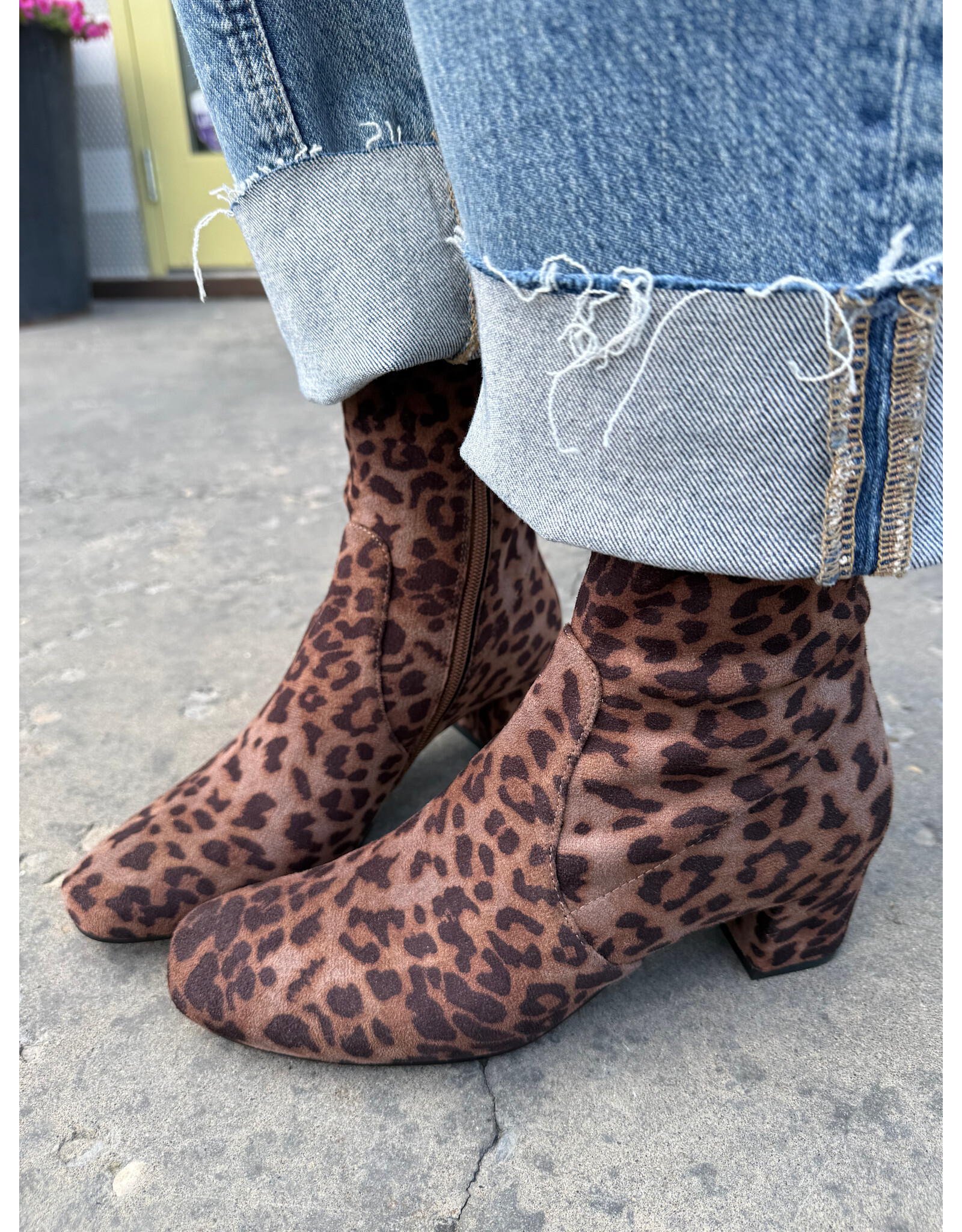 Django and Juliette Django & Juliette - Hartful (Taupe Leopard Stretch Fabric)