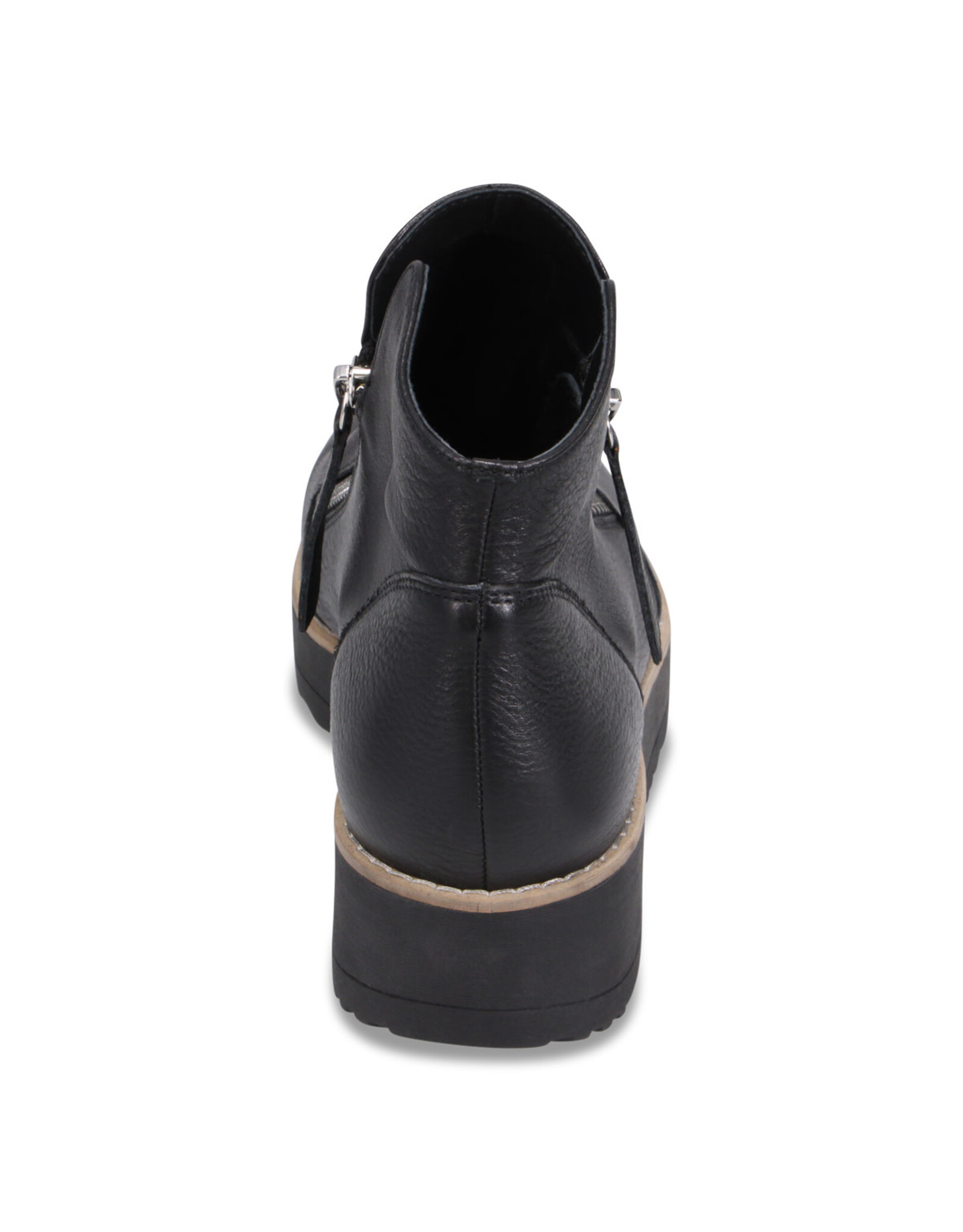Django and Juliette Django & Juliette - Dosta (Black Leather)