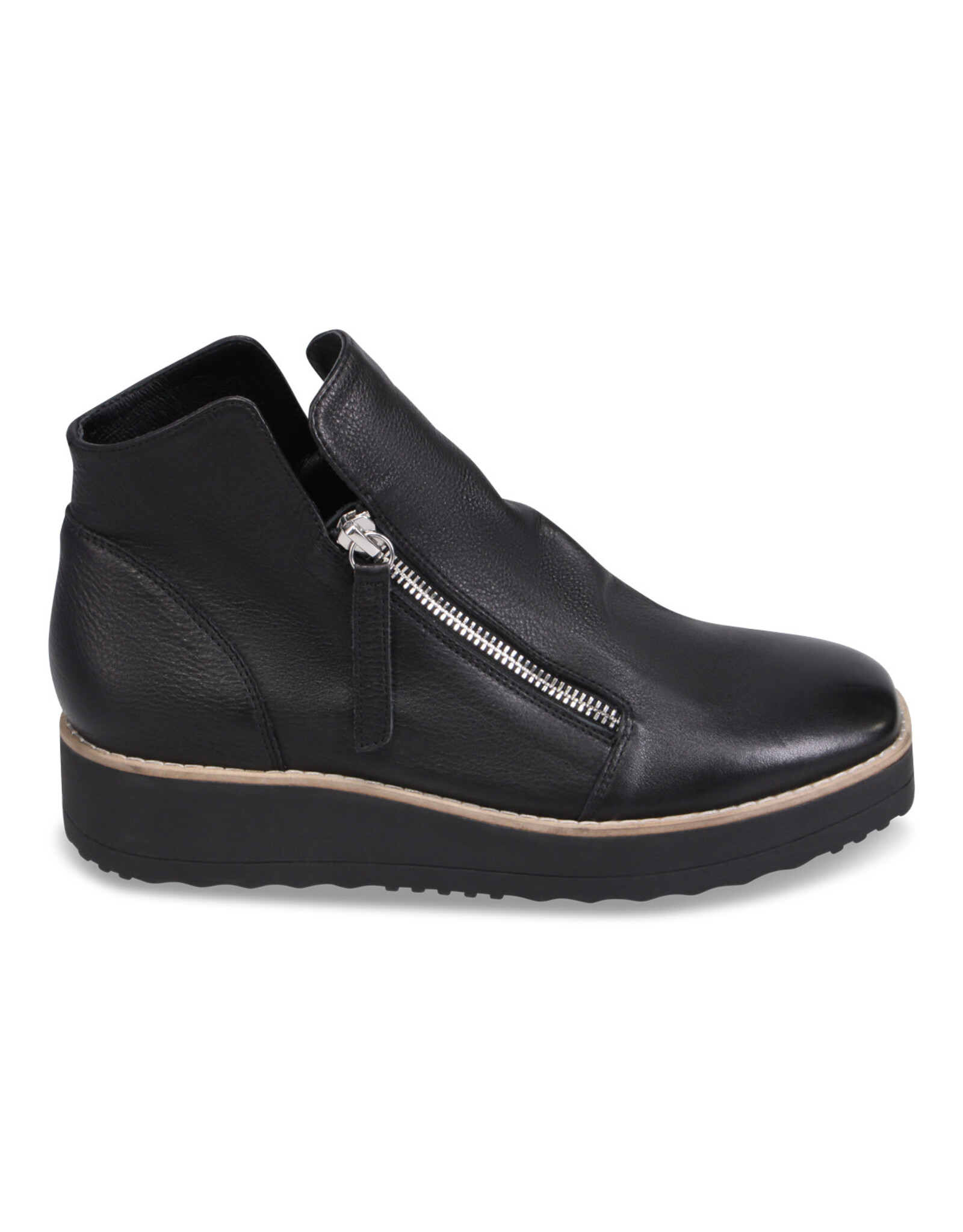 Django and Juliette Django & Juliette - Dosta (Black Leather)